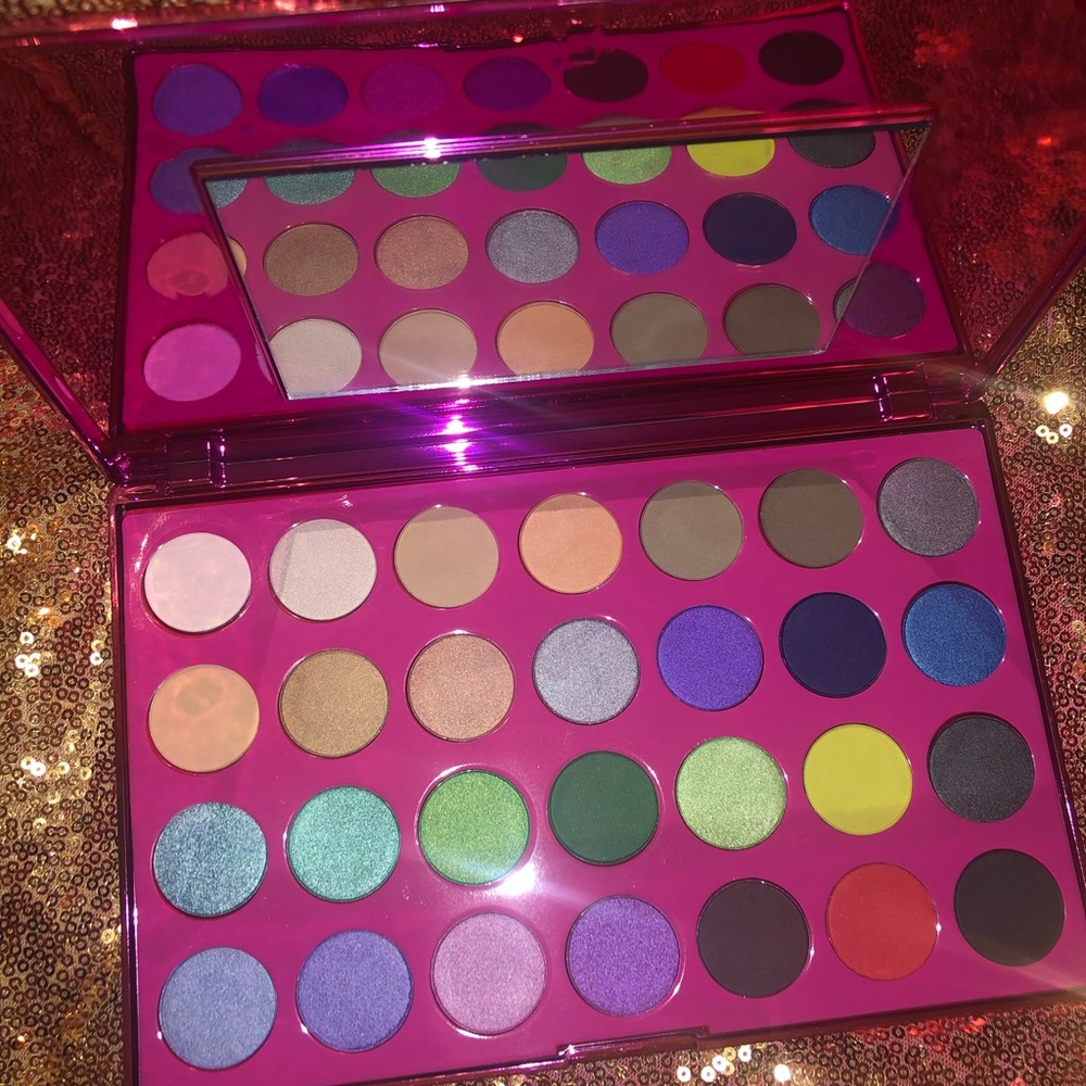 eyeshadow